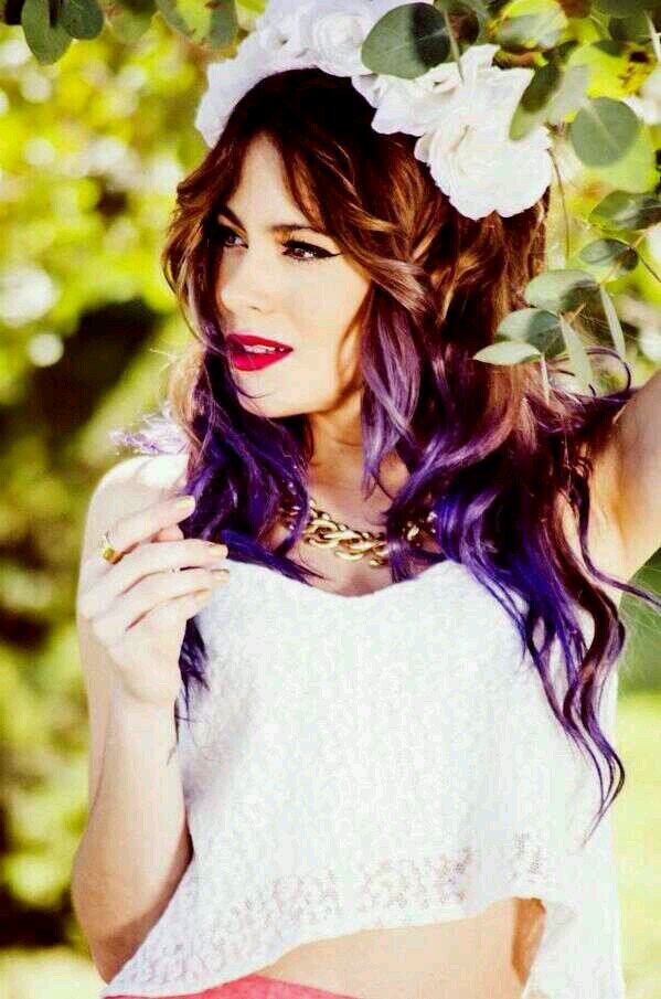 I live in Central Asia..I speak only English and Rushian...ONLY DIELETTA TINI'S FAN