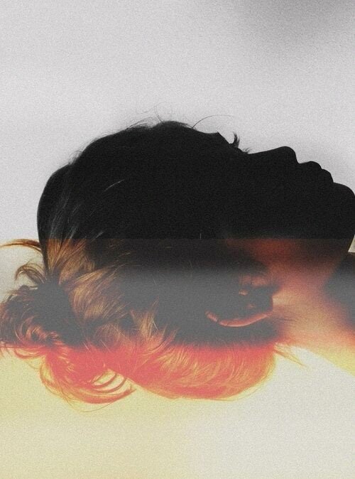 BurningTears_'s profile picture. 'Con las manos frías y el corazón ardiendo'.