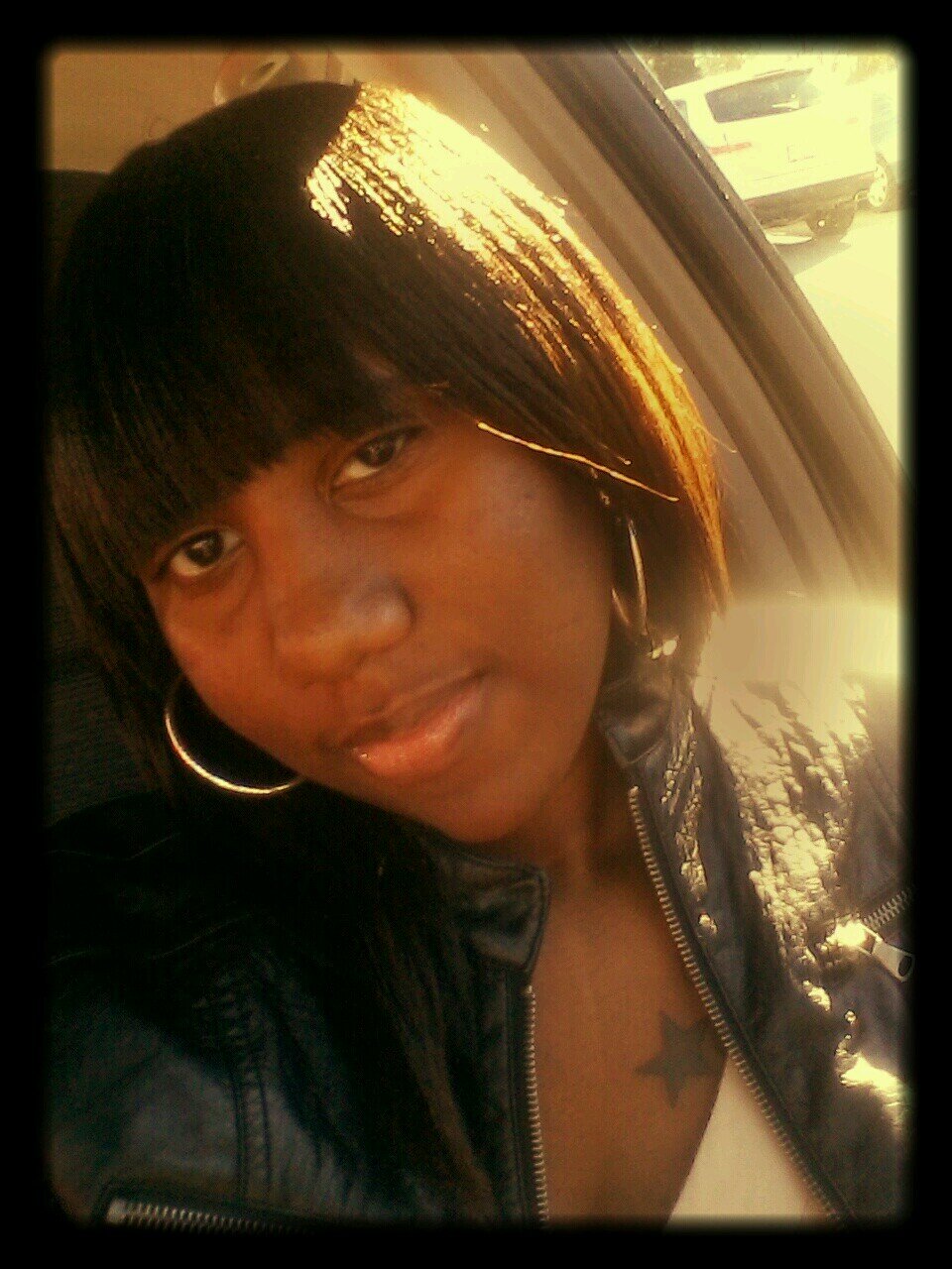 not the drama type, all i do is work, chill at home or spend time with my love, no time for extra stuff or extra people