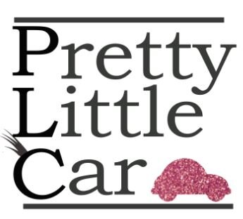 Objets féminins pour une voiture aussi unique que sa propriétaire