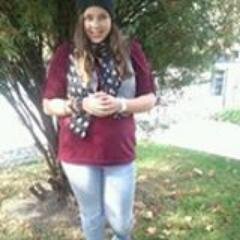 I live in Hungary. The music is my live♥. My favourite city is london :)