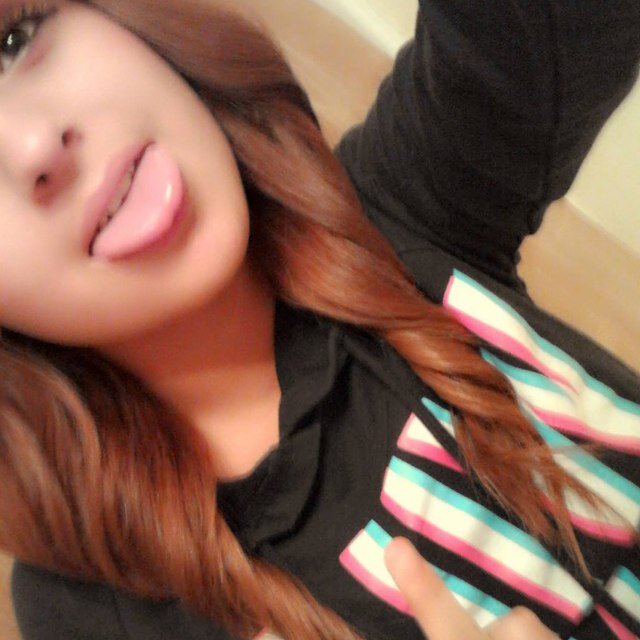 Hai I'm awkward !