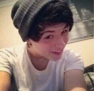 An overload lover who loves Ryry! Follow for a follow
