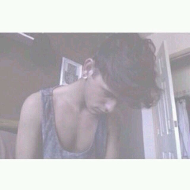 وناستي اهم منك.
