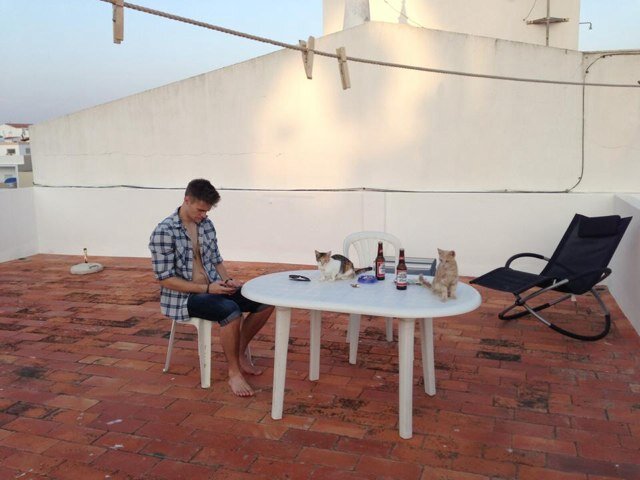 AlexBetts19's profile picture. 