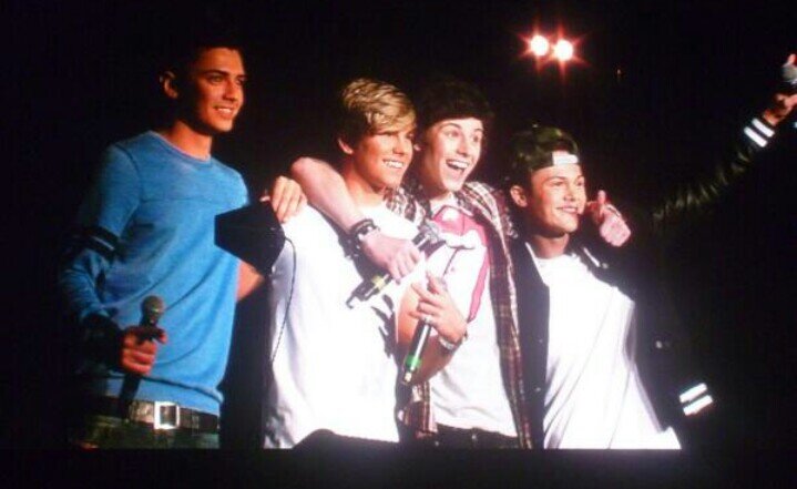 i retweet your tweets to help get @OverloadMusic to notice you :)