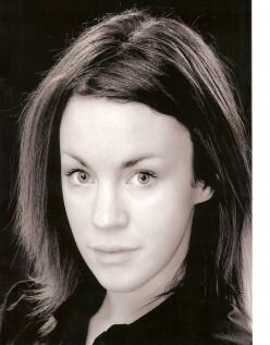 HelenOwenCard's profile picture. Arranging a welcome back card for Helen Owen when she returns to Les Mis at the start of Feb - please send messages :) (it's me on @HelenOwenFans)