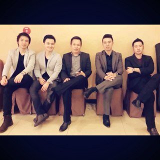 The only place to find an official wedding band or acoustic band. | call: Abaw (08176405592 / 081296923985 / PIN: 28B8AE78 / 75A4835)