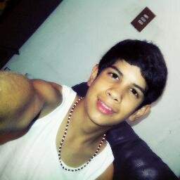 Edad 14, Simpatico, Chalequeador, Fastidioso, Jodedor, Cariñoso & Soltero:$ Sigueme & Te Seguire...                                            04/11/2013♥