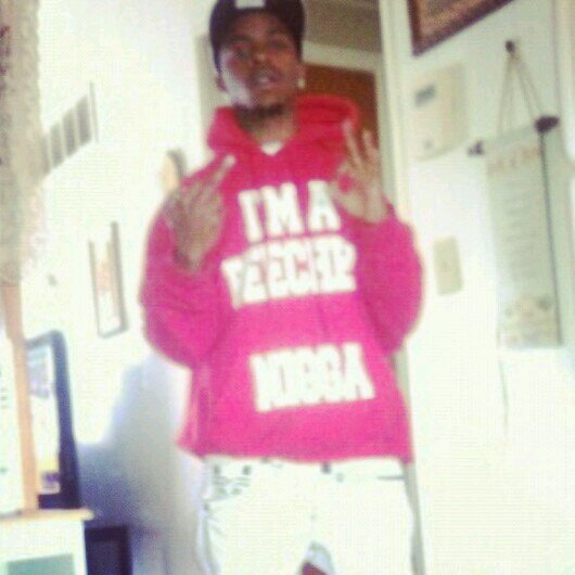 -R.I.H To My Pops N My Brother Veetoe IG @beecherboycity R.I.P To My Soldiers & Free My Goons.!