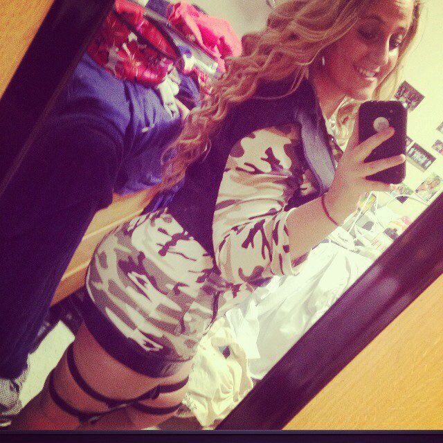 liviiin lifeee to the fullest  #italian #newarkDE #single