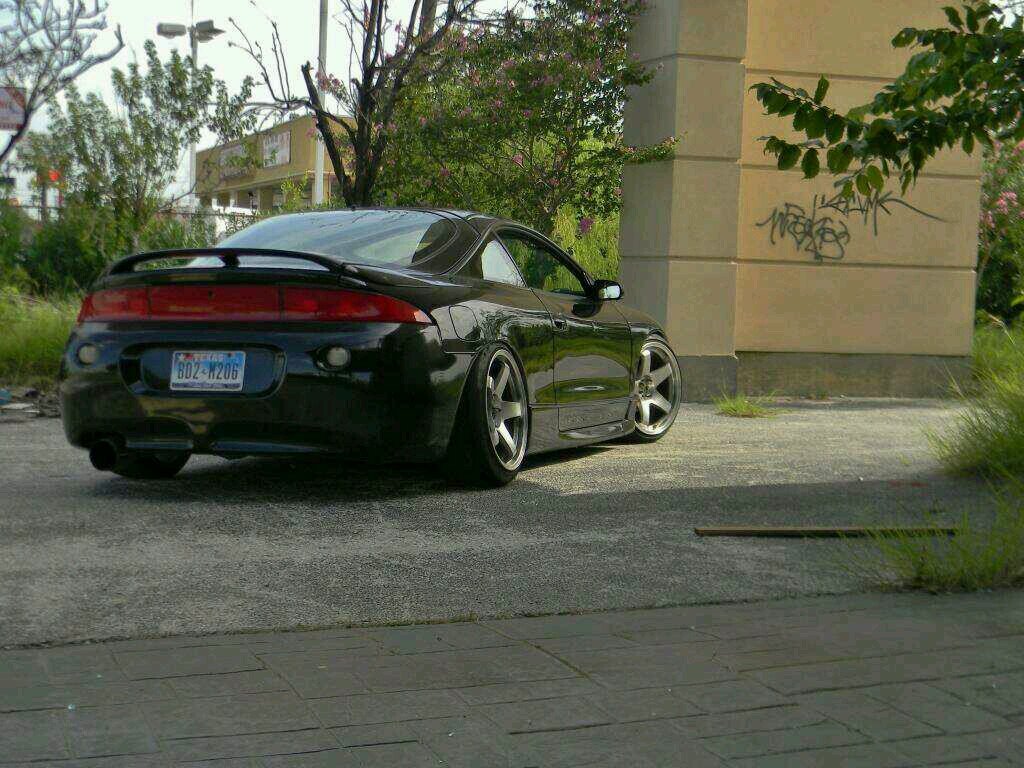 Stance make her dance.