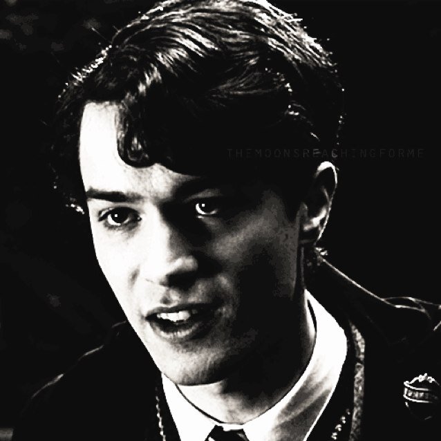 I am the greatest wizard of all time. You've seen my mark? Keep it, or meet your fate. [RP|Aromantic|Whore]