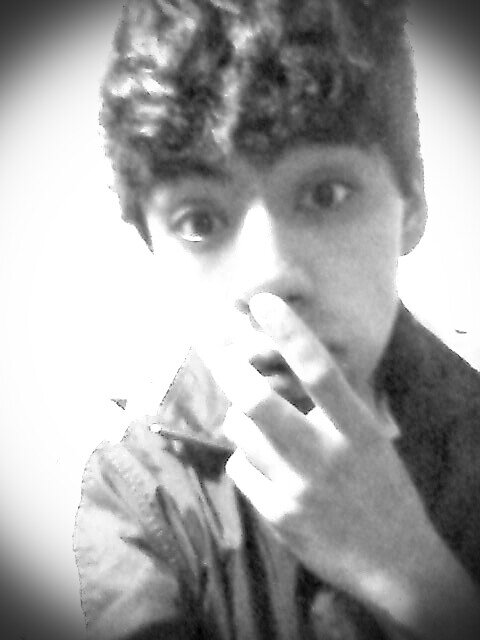 Mexico City ♥
Loving what is good! There are several classes of men. I come from the Best! haha Belieber Boy.!└


 w н o c r e ѕ?