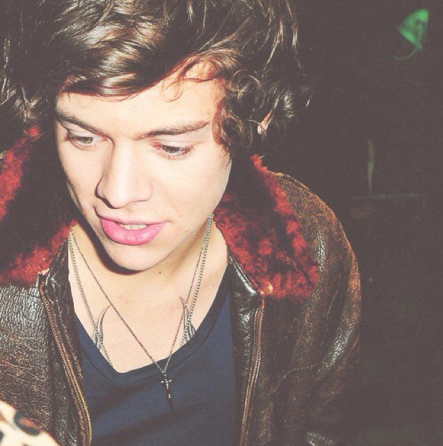 Easy baby. I've never made love but I sure know how to fuck.
 
•Rp|Fl|descriptive•