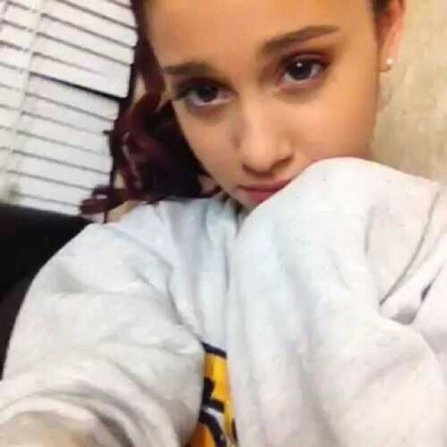 Free follow.
Main; @arihasnerdiana
follow me there. ^