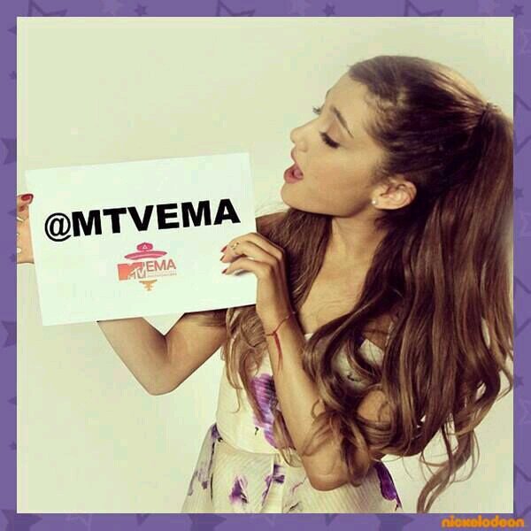 I Love Ariana Grande So Much ♡