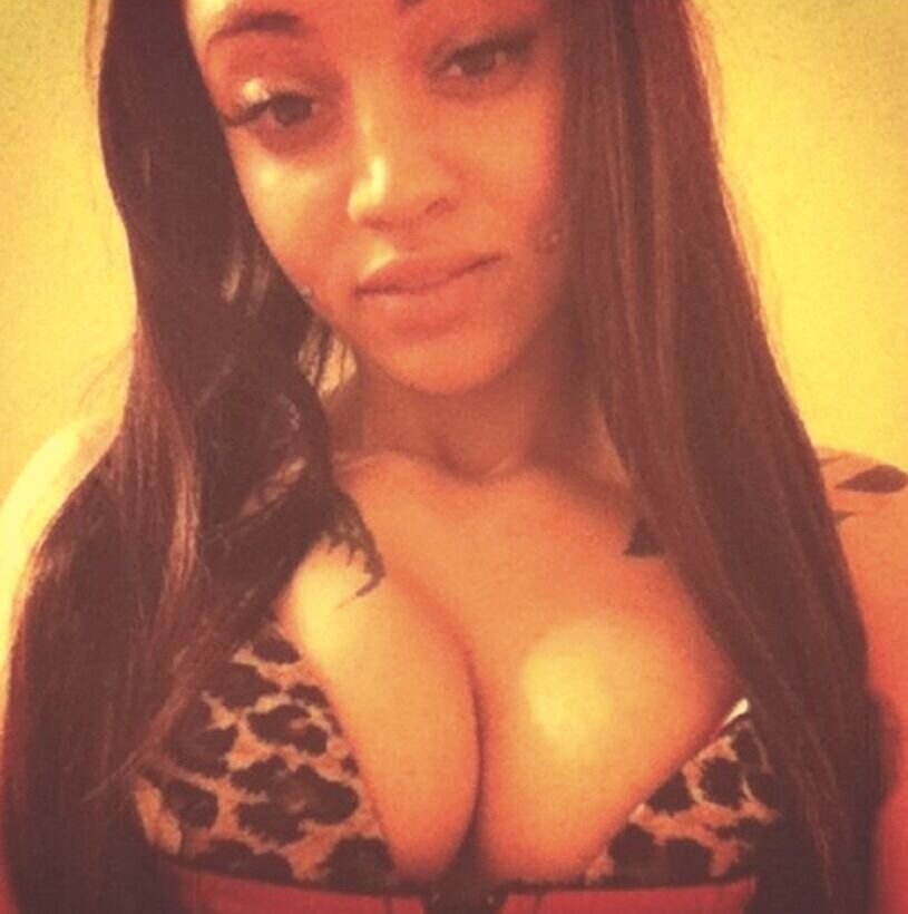 ladyslovemii's profile picture. *im cool like the fonz and all the ladies love me *