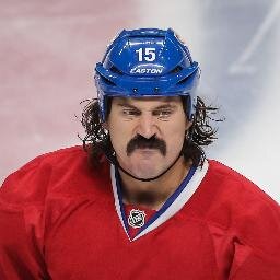 Just a beauty tweetin' the puck lifestyle hit the follow button