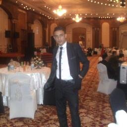 an 2olt eny 3andy 7elm we m4 hasebo isa (my ambition tends to infinity ∞ ..and i'll reach it isA..!) (men ela5er ana (
moka)