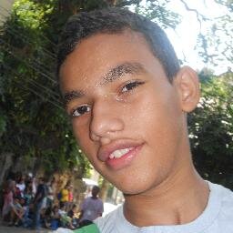 O poder para a felicidade, para o bem para tudo o que precisamos na vida está dentro de cada um de nós. Ele está ali - um poder ilimitado!.