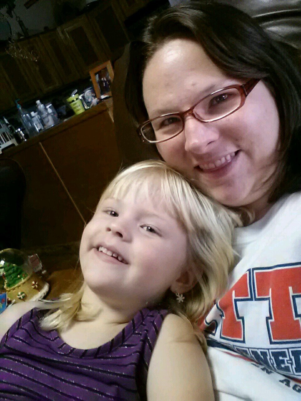 Skyesmombecky's profile picture. 