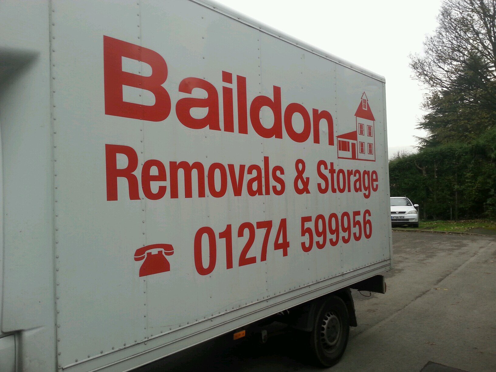 Baildonremovals's profile picture. 25 years experience moving you reliably from door to door.  01274 599956