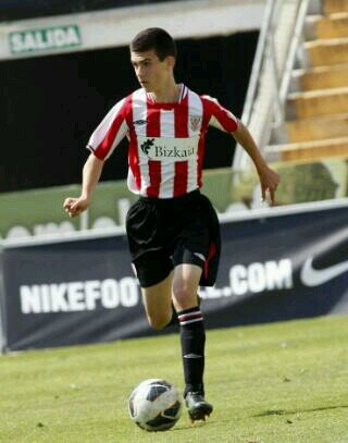 Jugador de las categorias inferiores del Athletic