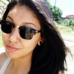 Paulista , escorpiana, apaixonada pelo meu namorado *-* ,por fotografia,quimica e amigos :)

Segue?
