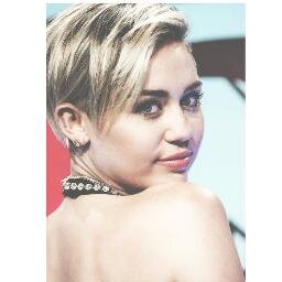 non tutti i brividi provengono dal freddo. ||miley||macklemore||wizkhalifa||del rey||