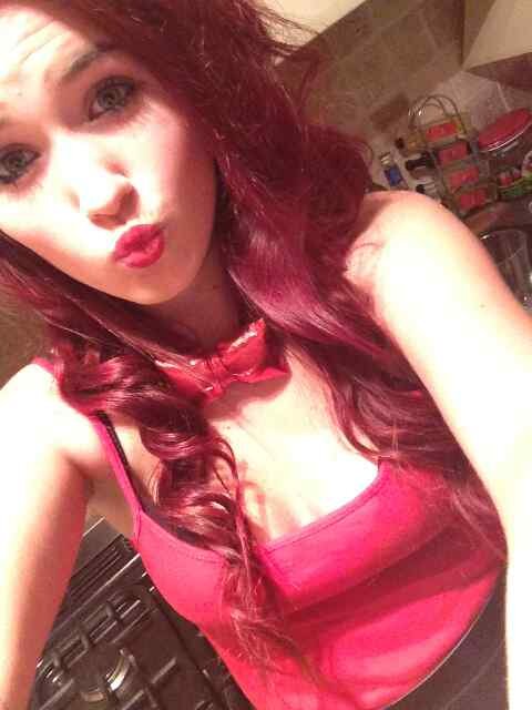 PaigeManning97's profile picture. Follow me& I'll follow back.           2A54DEF1