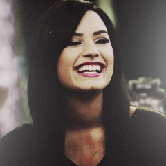 people's choice awards - VOTE LOVATICS ! @ddlovato nominees: Favorite Music Fan Following/ Favorite Music Video/ Favorite Pop Artist/Favorite Female Artist !!!
