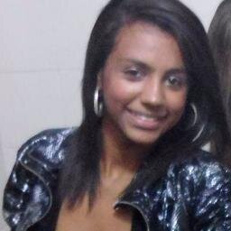 Amo Dançar . Faço Cover da Diva Internacional Beyoncé Knowles .O Nome do meu grupo é Tharlysky ,Nome Artistico Thationcé . Sou Musa de Bateria e Amo Beyoncé! 3