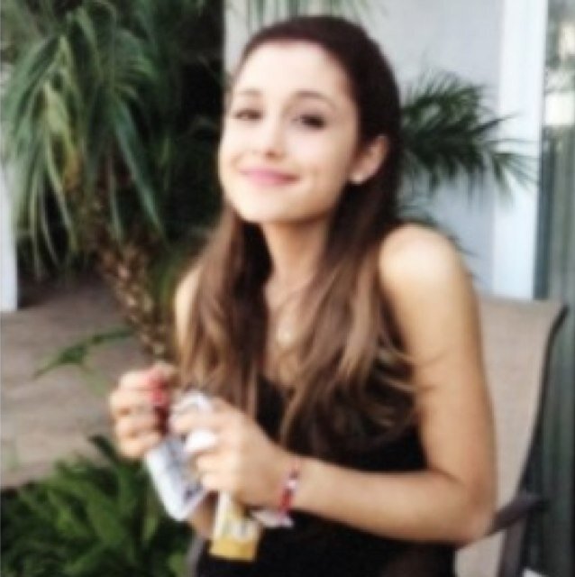 ariana grande butera