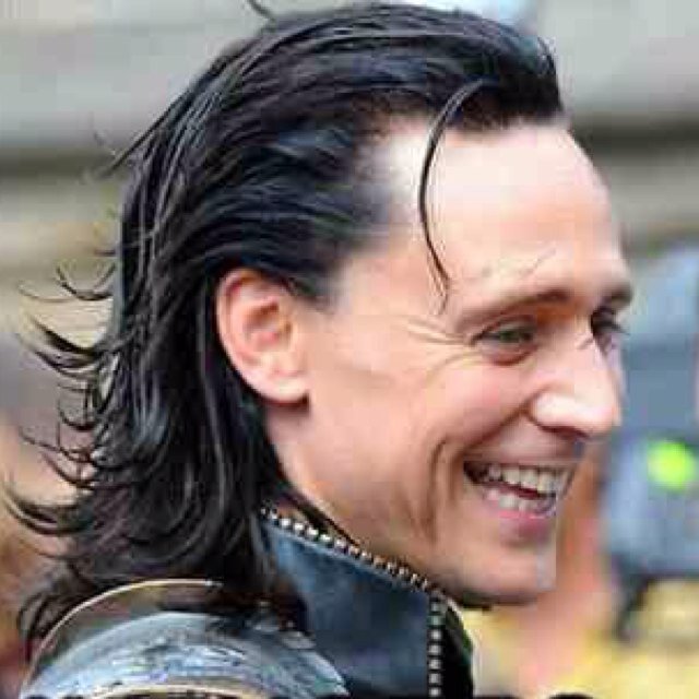 What have i to fear, dear mortal? Not even you can answer that. Now, Kneel before your King, peasant. ||Any Ship||Bi||18+||