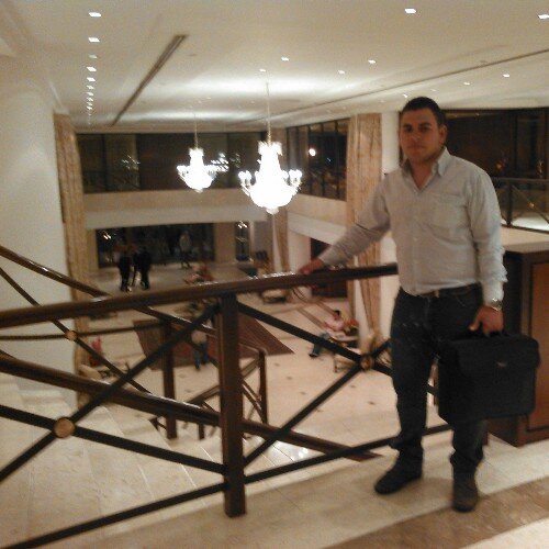 Ing. Civil,
Comerciante, amante de la tecnología. Padre de Henybet Méndez. Sígueme y te seguiré!