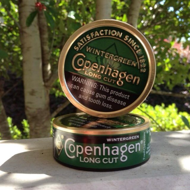 If you chew copenhegan wintergreen this is the twitter acount for u