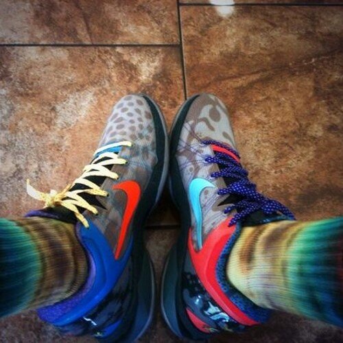 Sneaker lover from way back whose mission is to revamp this game! You can't be real when ur kicks are fake!!
