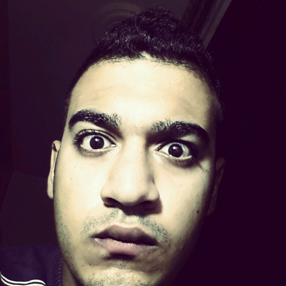 aCer_ys's profile picture. ‏نفسي ابقى مهندس قد الدنيا على رأي أمي حبيبتي .. Baby Gorillas ♥