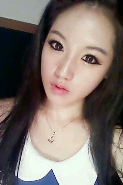 Doori from Waveya | Korean Dance Team | Single | Groups members is @Thatrphers @WaveryAri @Waveya_Yuna |