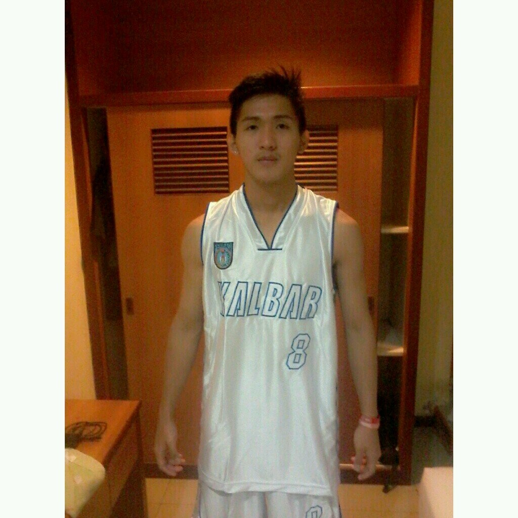 instagram: kevinyogaaaaa