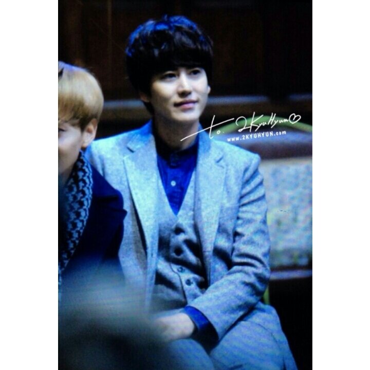 ©1988 @DomoKunRP Cho Kyuhyun SJ's roleplayer