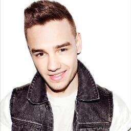 hey guys, follow me @hystericstyles