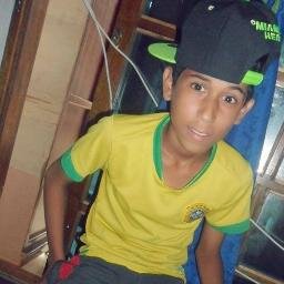 ♫♪Hay muchos misterios que de mi te limitan, pero cuando estamos de frente la piel se debilita...  #RealG4Life...♪♫