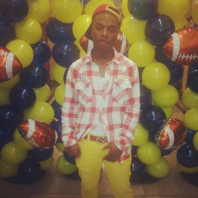 14 and RACKED UP!Just a young boss that love to hoop, living life, Spoiling myself is my habit.#TeamBraceFACE.