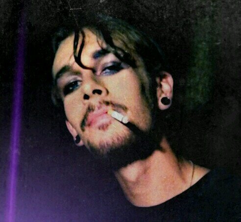 jrdcr22's profile picture. Just a musician, poet, composer, audio engineer, and guitarist; I've played since i was 7 or 8. 22 years-old. Anyway that's about it.