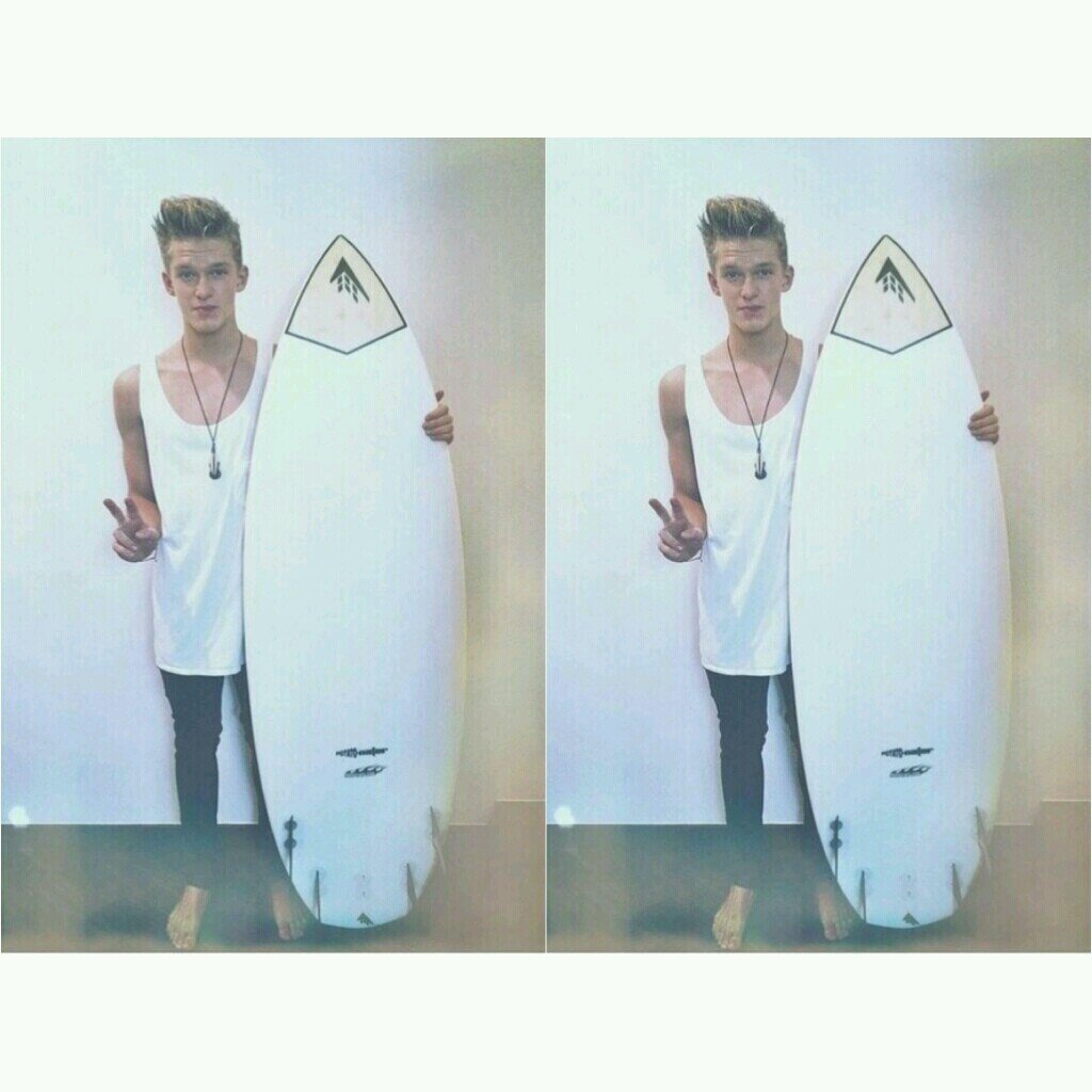 I fell in love with an aussie from Gold Coast,Australia.