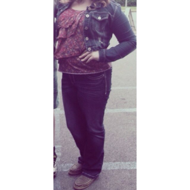 5'10. I love One Direction and tattoos. In recovery and trying to be fit. I'm 16. Georgia. SW: 225 GW: 155 CW: ???