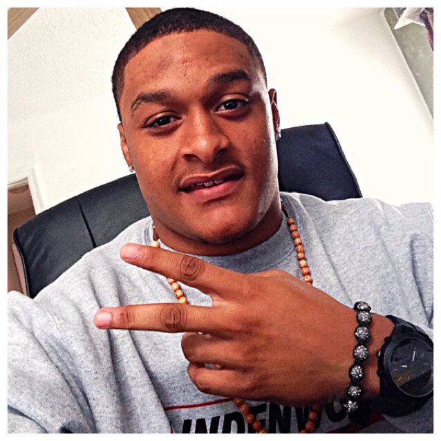 Watevea u wanna know u can ask me... #STL FOLLOW ME ON IG _jus_jay