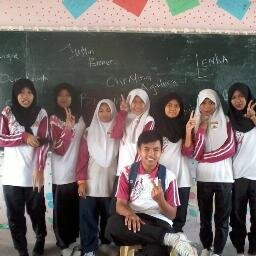 kalau nk jadi kawan saye follow lh saye